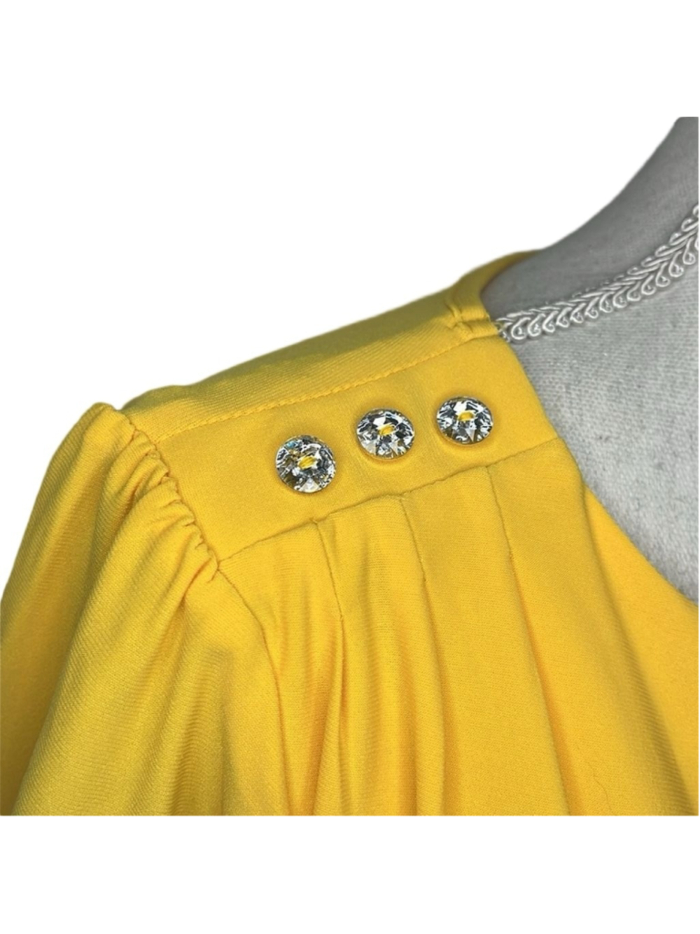DIANA BELLE YELLOW PETITE TOP - Picture 5 of 7